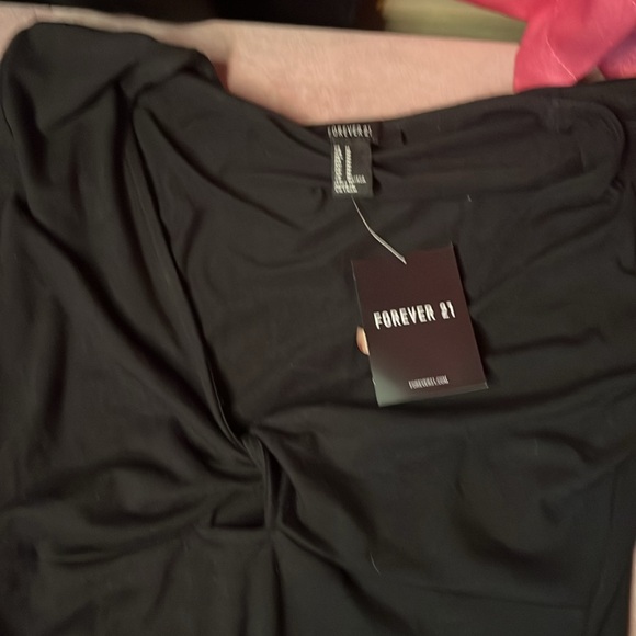 Forever 21 size Medium women’s black dress. - Picture 2 of 3